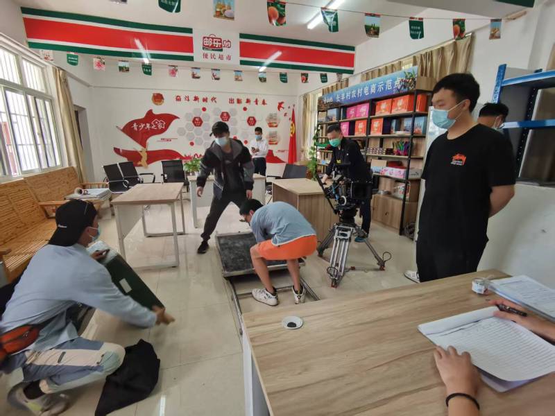 追星女孩心理学分析报告：荔湾区广告片拍摄公司揭秘饭圈应援式传播逻辑